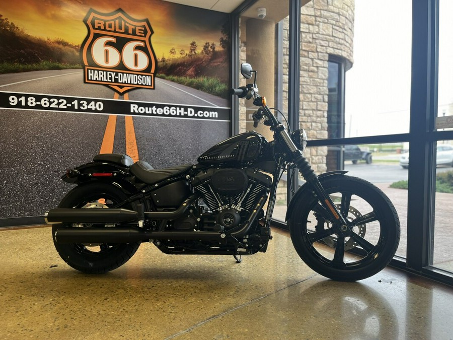 2024 Harley-Davidson Street Bob 114 Vivid Black