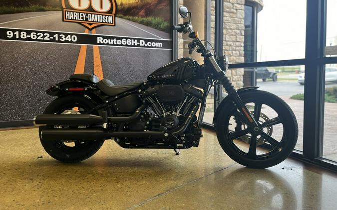 2024 Harley-Davidson Street Bob 114 Vivid Black