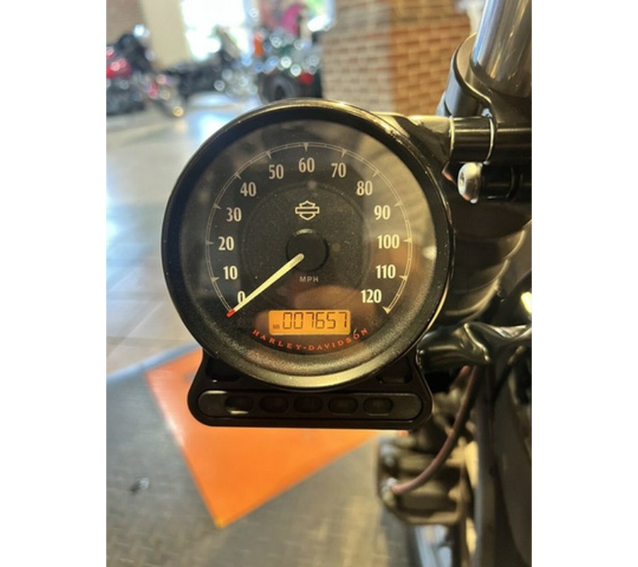 2022 Harley-Davidson XL883N - Iron 883