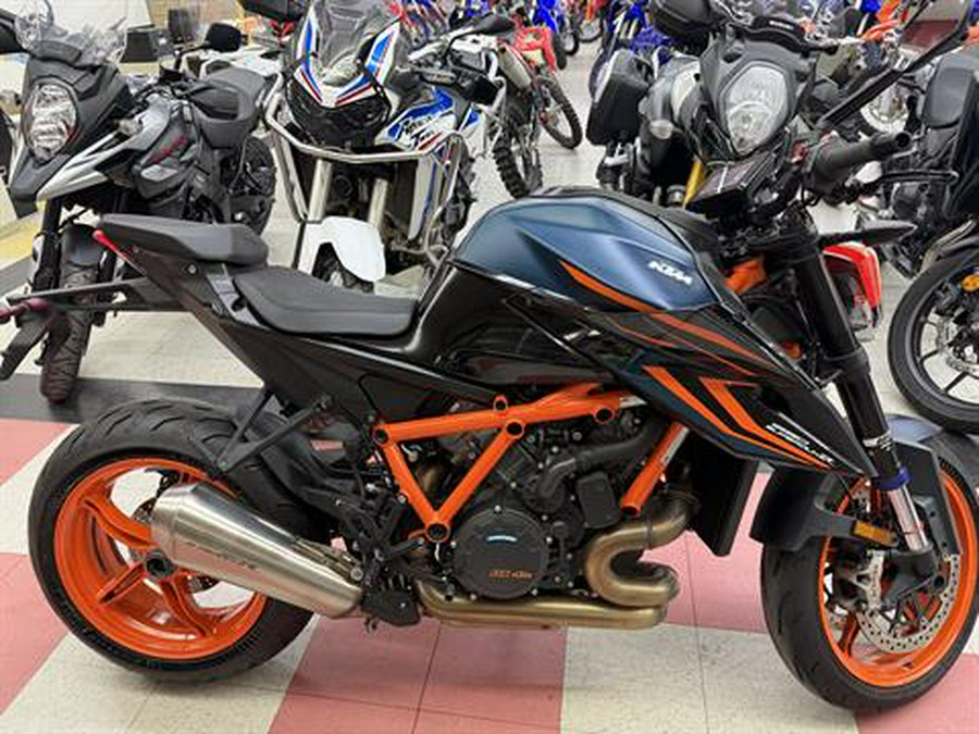 2022 KTM 1290 Super Duke R EVO