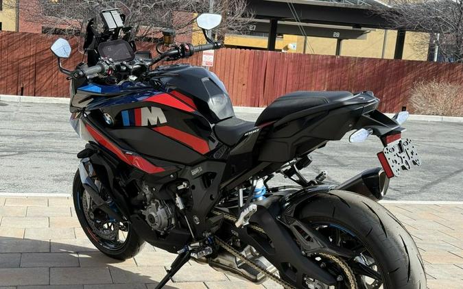 2025 BMW M 1000 XR Blackstorm metallic/M Motorsport