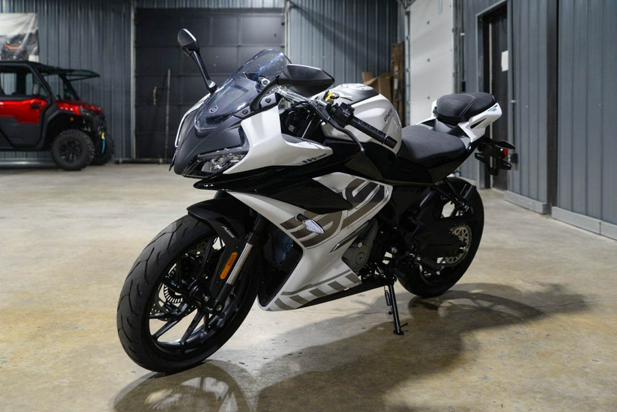 2026 CFMOTO 300SS