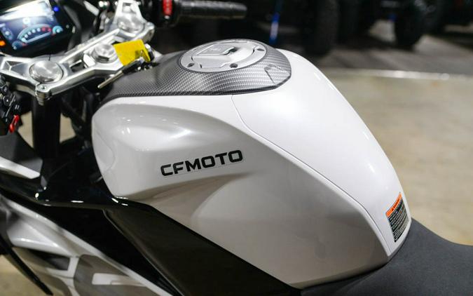2026 CFMOTO 300SS