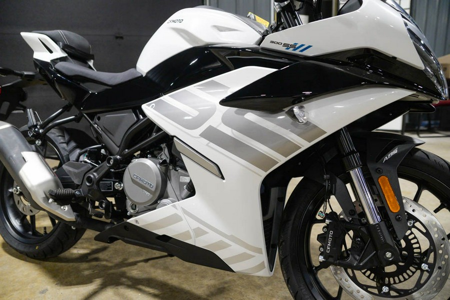 2026 CFMOTO 300SS