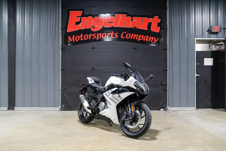 2026 CFMOTO 300SS