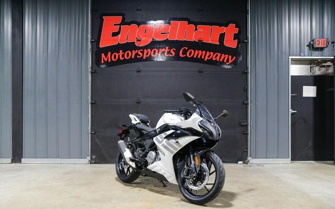 2026 CFMOTO 300SS