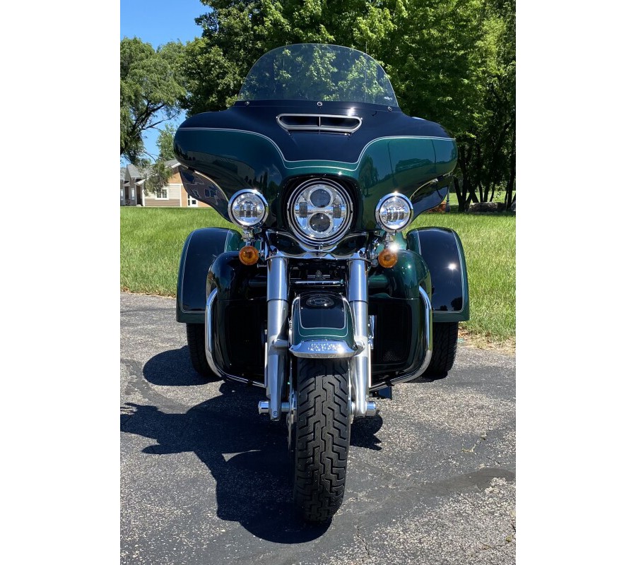 2024 Harley-Davidson Tri Glide Ultra Alpine Green / Vivid Black