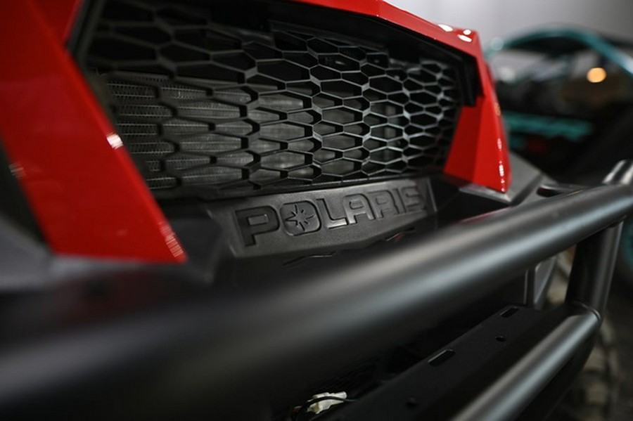 2025 Polaris GENERAL XP 4 1000 Ultimate