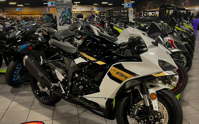 2026 Kawasaki Ninja® ZX™-6R ABS