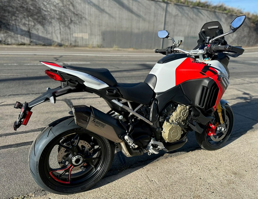 2025 Ducati Multistrada V4 RS