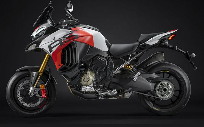 2025 Ducati Multistrada V4 RS