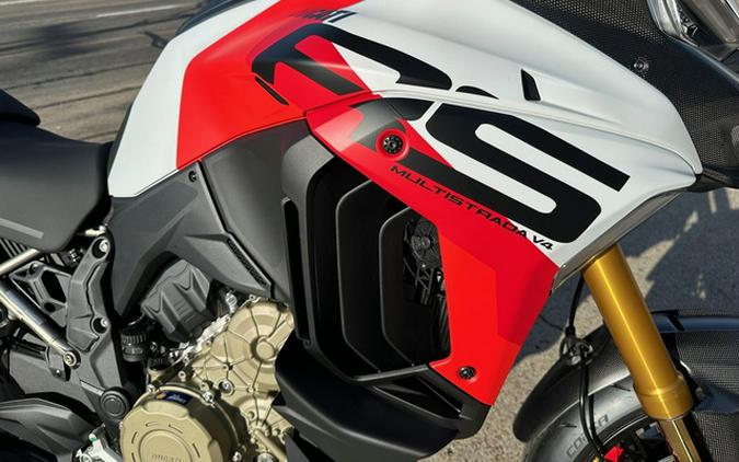 2025 Ducati Multistrada V4 RS