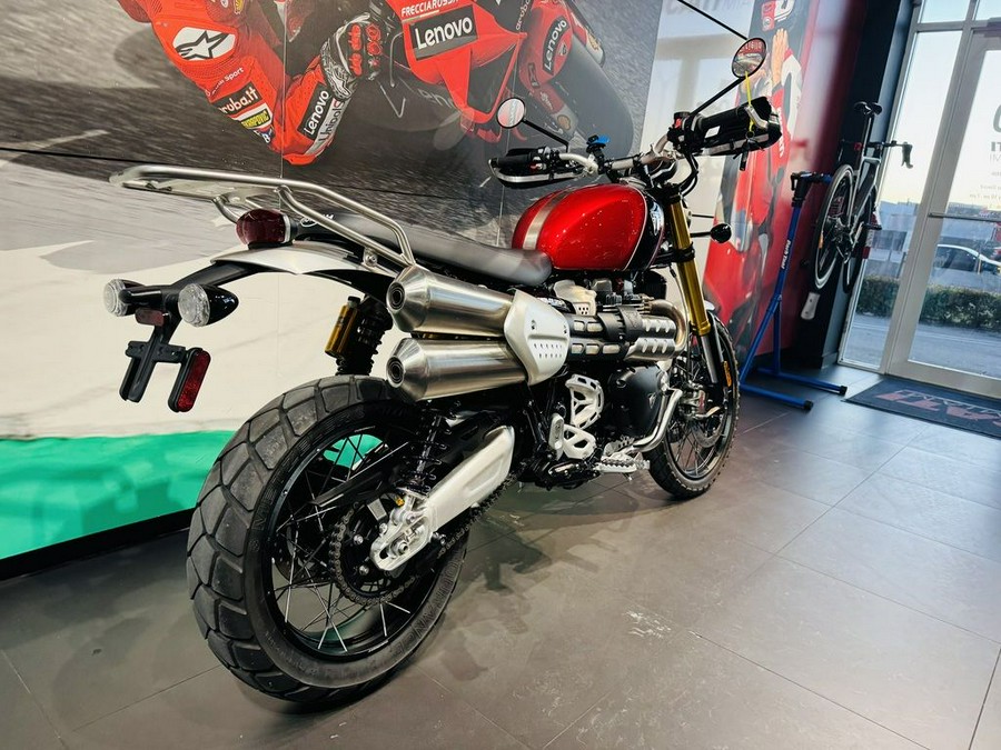 2023 Triumph Scrambler 1200 XE Carnival Red / Jet Black
