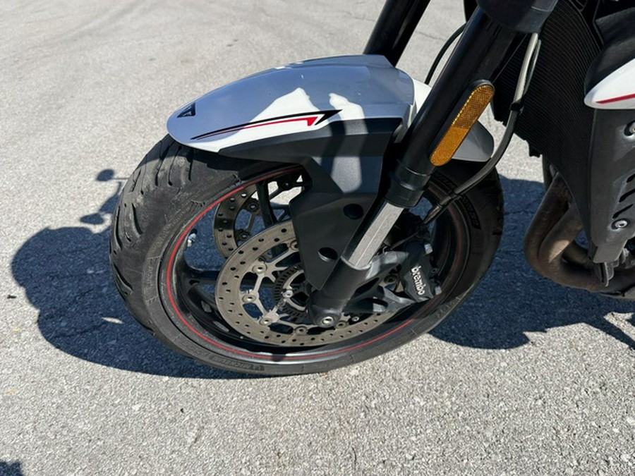 2018 Triumph Speed Triple R Crystal White