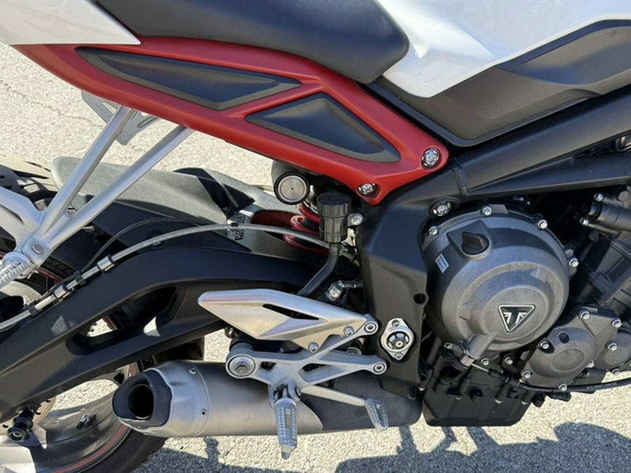 2018 Triumph Speed Triple R Crystal White