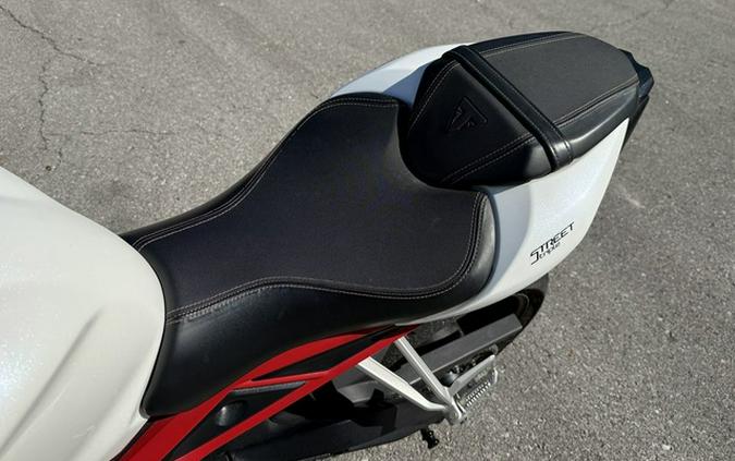 2018 Triumph Speed Triple R Crystal White