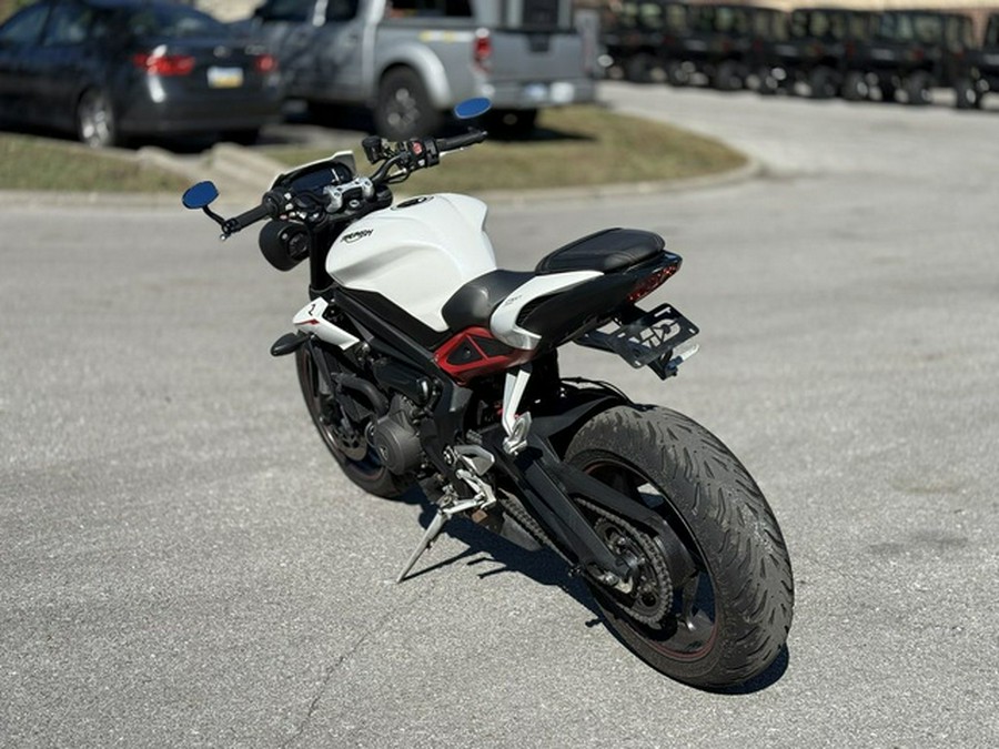 2018 Triumph Speed Triple R Crystal White