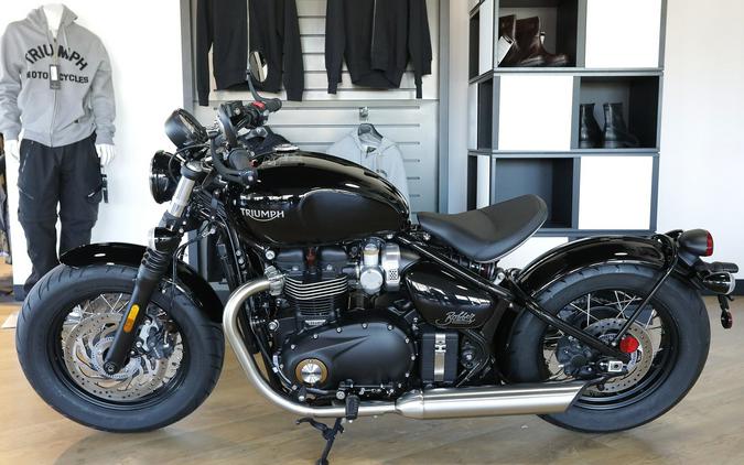 2023 Triumph BONNEVILLE BOBBER