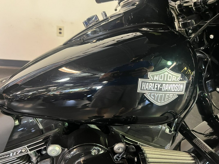 2016 Harley-Davidson Softail Slim S Vivid Black FLSS