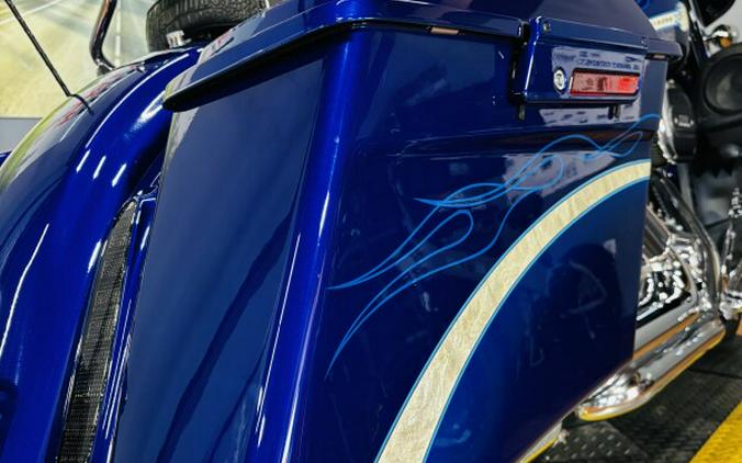 2010 Harley-Davidson® CVO™ Street Glide® CANDY CONCORD