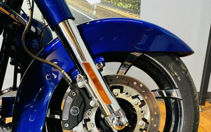 2010 Harley-Davidson® CVO™ Street Glide® CANDY CONCORD