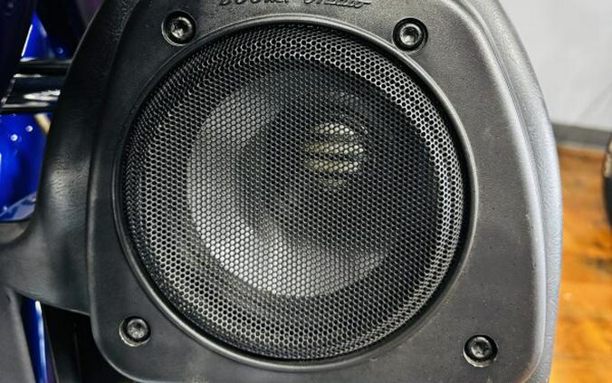 2010 Harley-Davidson® CVO™ Street Glide® CANDY CONCORD