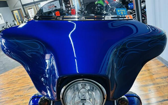 2010 Harley-Davidson® CVO™ Street Glide® CANDY CONCORD