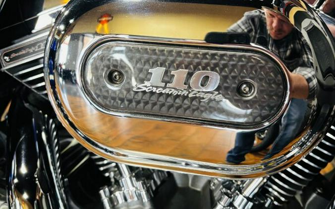 2010 Harley-Davidson® CVO™ Street Glide® CANDY CONCORD