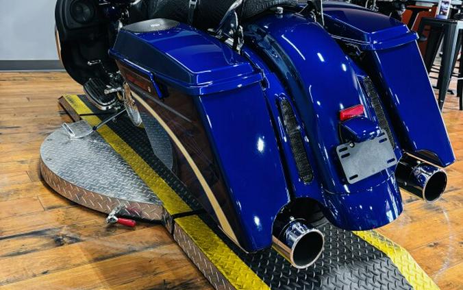 2010 Harley-Davidson® CVO™ Street Glide® CANDY CONCORD