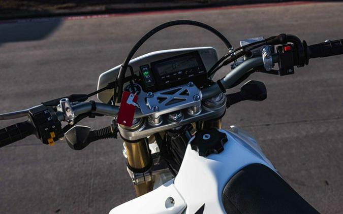 2021 Suzuki DR-Z 400SM