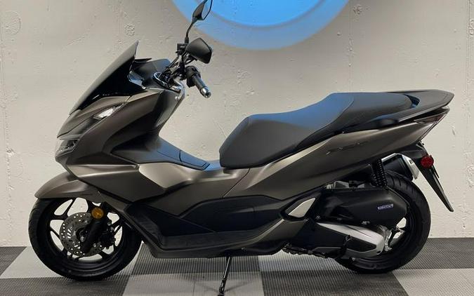 2023 Honda® PCX