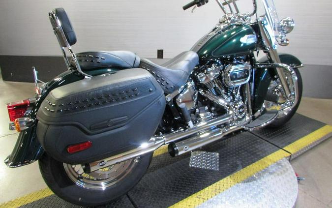2024 Harley-Davidson® FLHCS - Heritage Classic