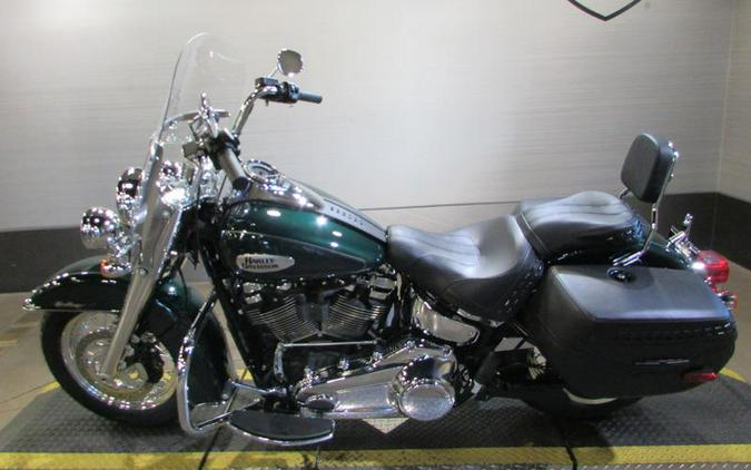 2024 Harley-Davidson® FLHCS - Heritage Classic