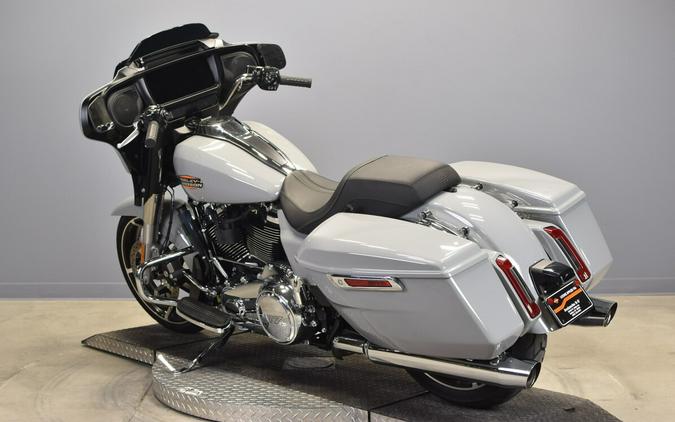 2024 Harley-Davidson Street Glide FLHX