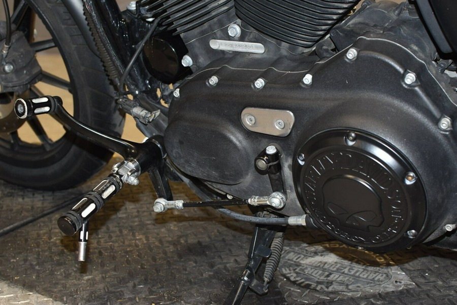 2015 Harley-Davidson Iron 883