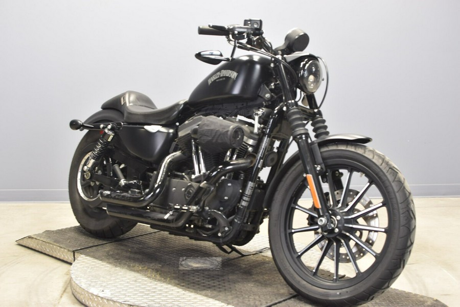 2015 Harley-Davidson Iron 883