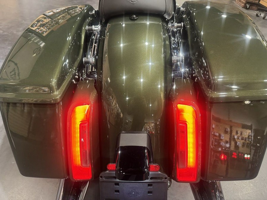 2026 Harley-Davidson Street Glide FLHX