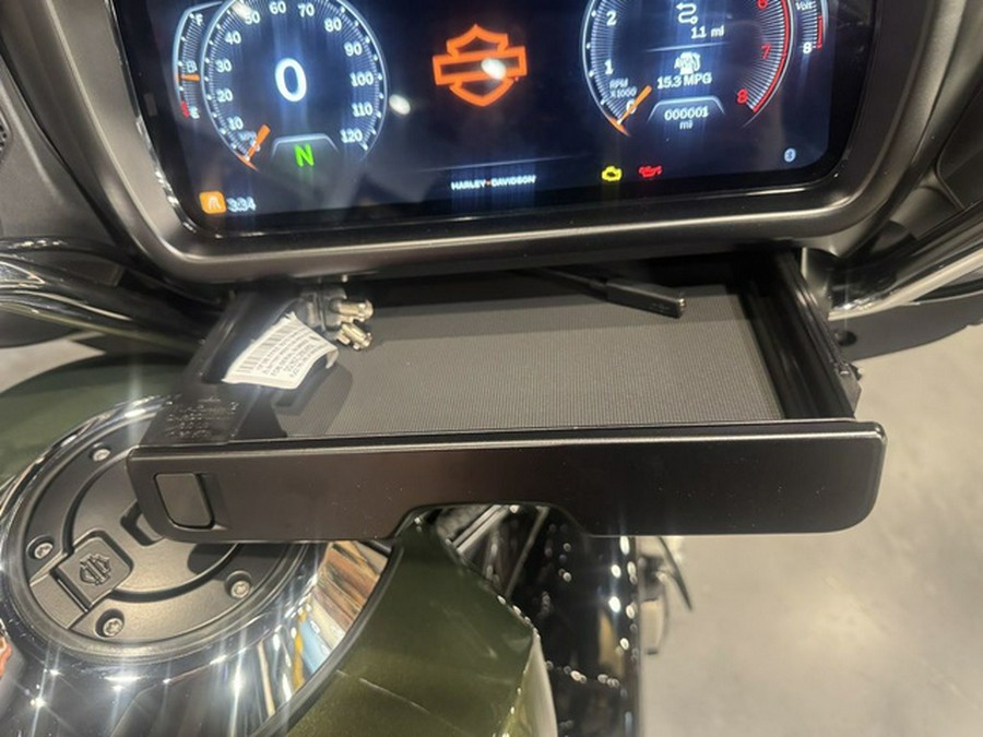 2026 Harley-Davidson Street Glide FLHX