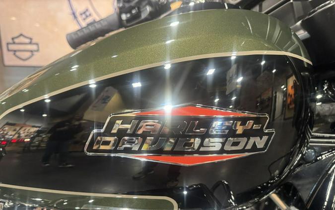 2026 Harley-Davidson Street Glide FLHX