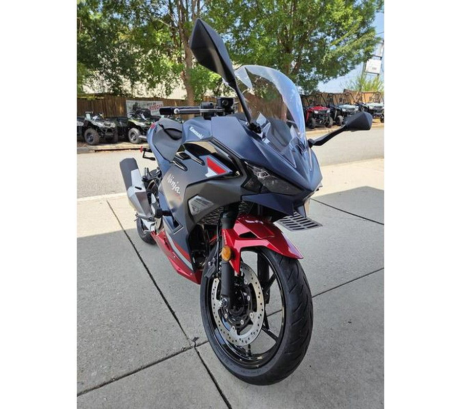 2026 Kawasaki Ninja® 500 SE ABS