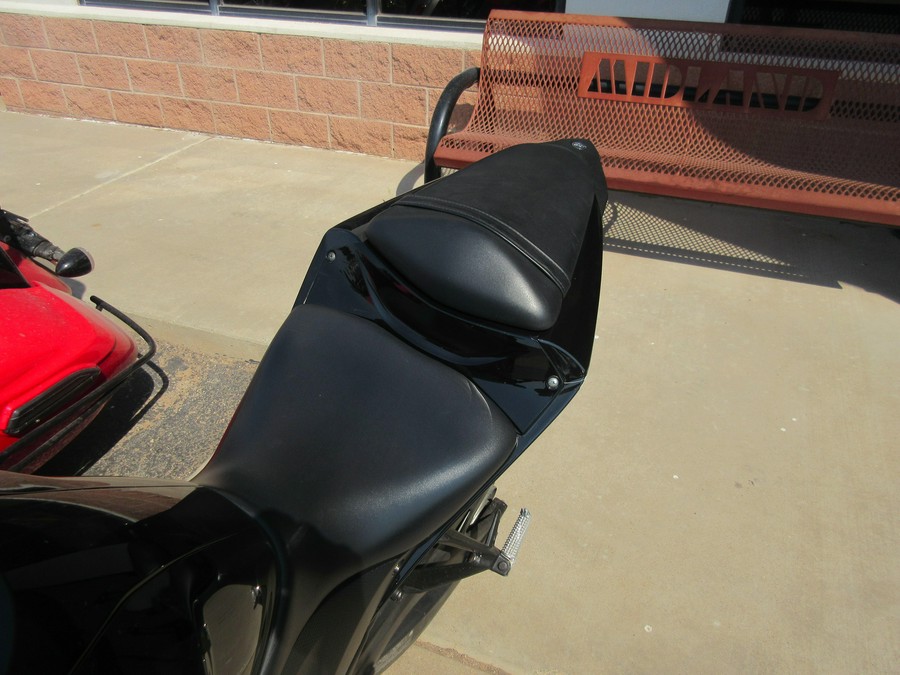 2017 YAMAHA YZF-R3