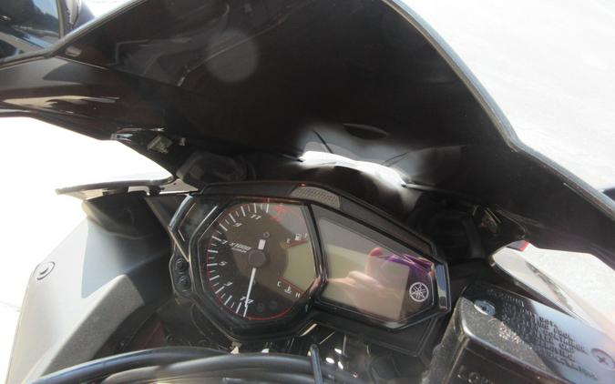 2017 YAMAHA YZF-R3