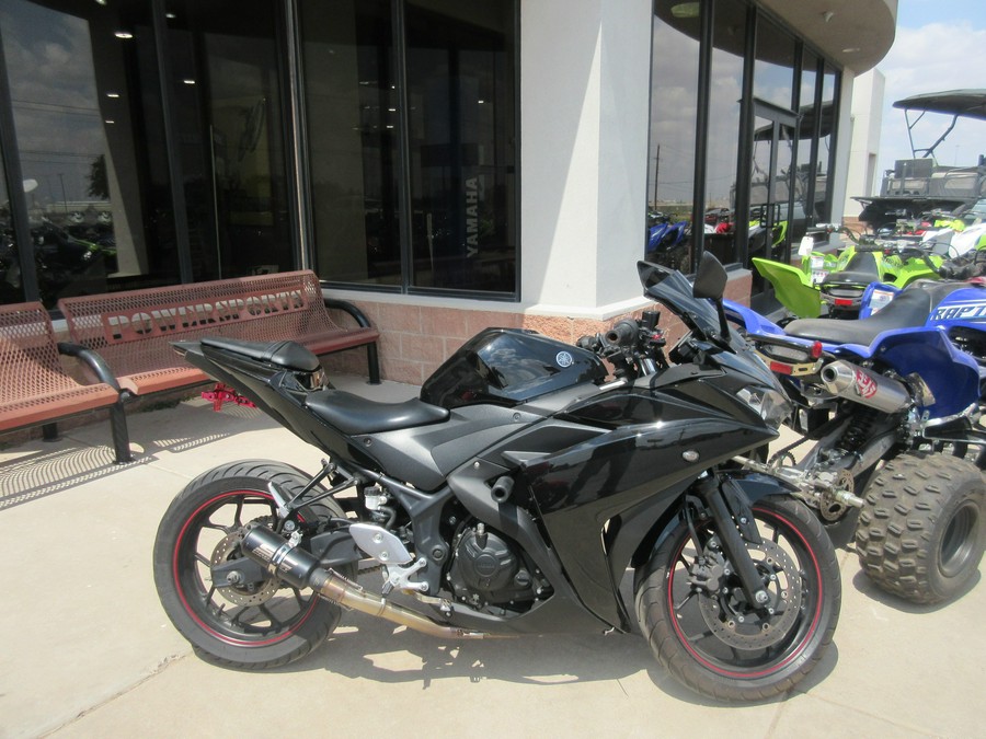 2017 YAMAHA YZF-R3