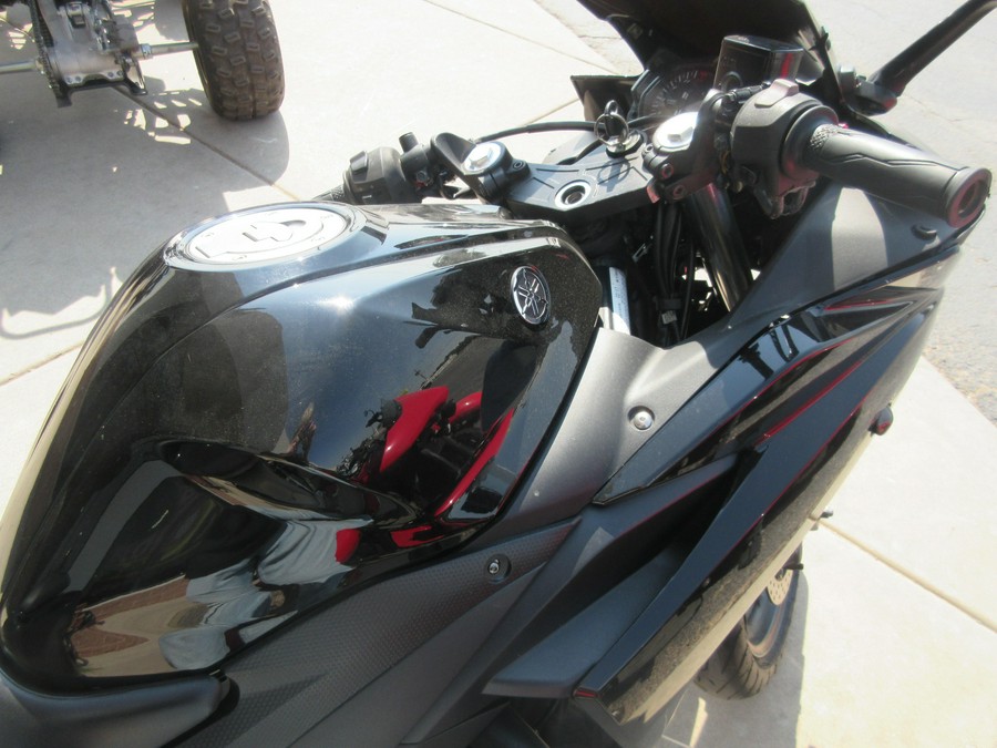 2017 YAMAHA YZF-R3