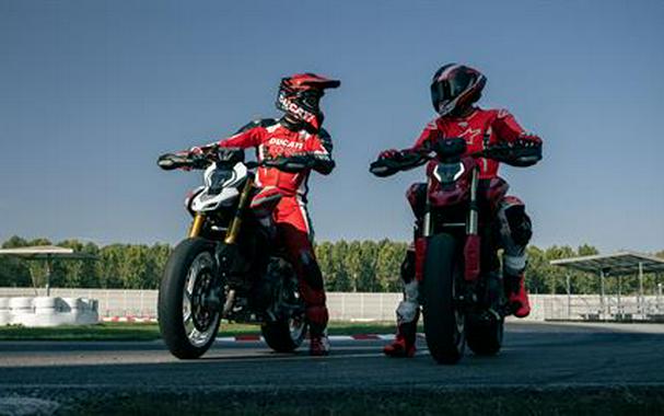 2027 Ducati Hypermotard V2