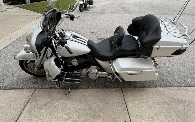 2013 Harley-Davidson® FLHTK - Electra Glide® Ultra Limited