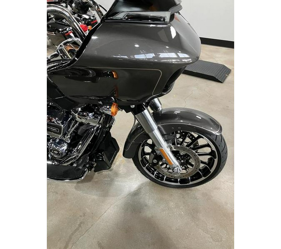 2023 Harley-Davidson® FLTRT - Road Glide® 3