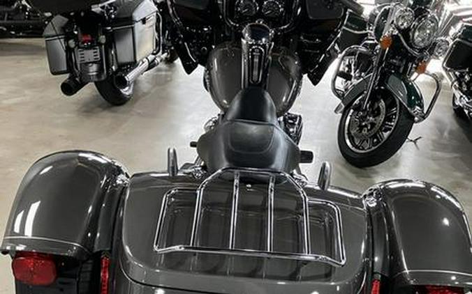 2023 Harley-Davidson® FLTRT - Road Glide® 3