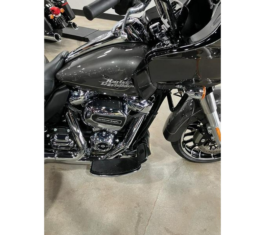 2023 Harley-Davidson® FLTRT - Road Glide® 3