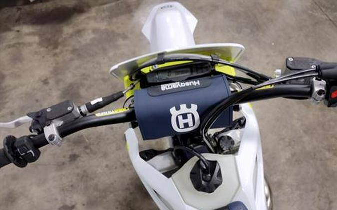 2025 Husqvarna TE 150